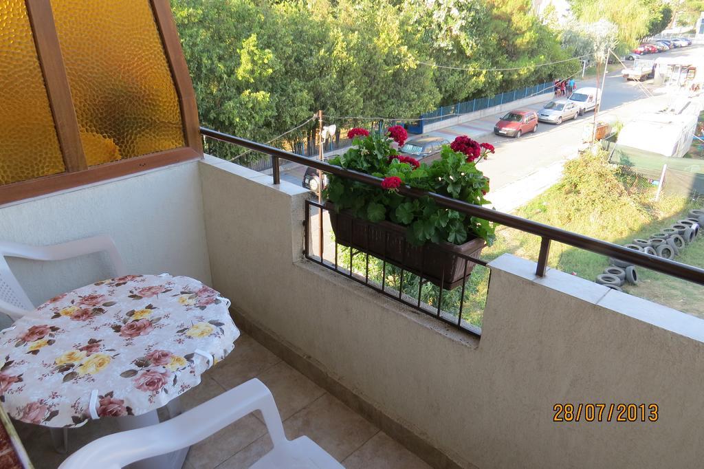 Hotel Strinava Primorsko Exterior foto